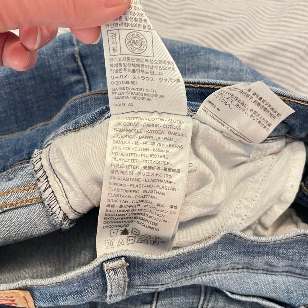 Levi's Women's Classic Crop Blue Jeans - Size 14 / W32 Elastane Retro - Picture 12 of 15